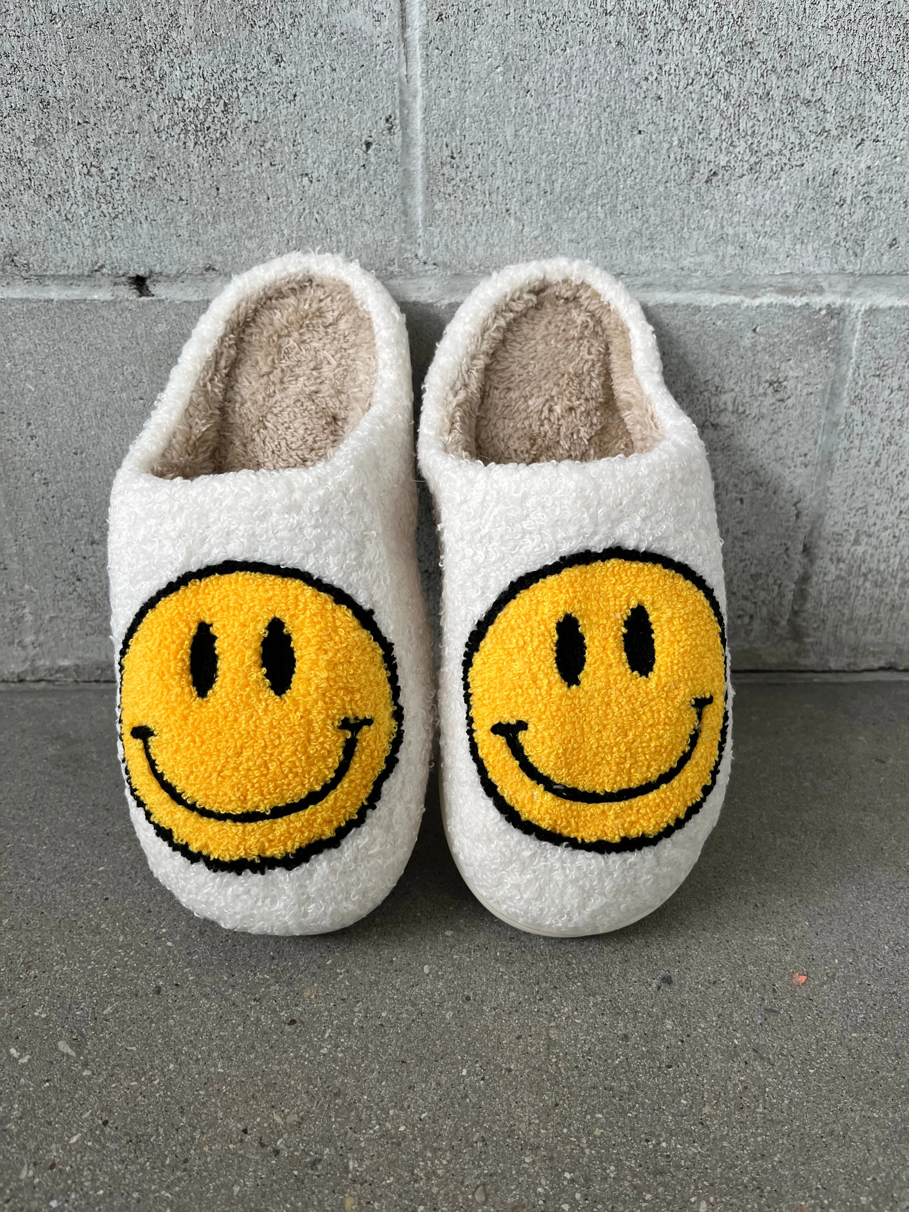 27 Smiley Slippers