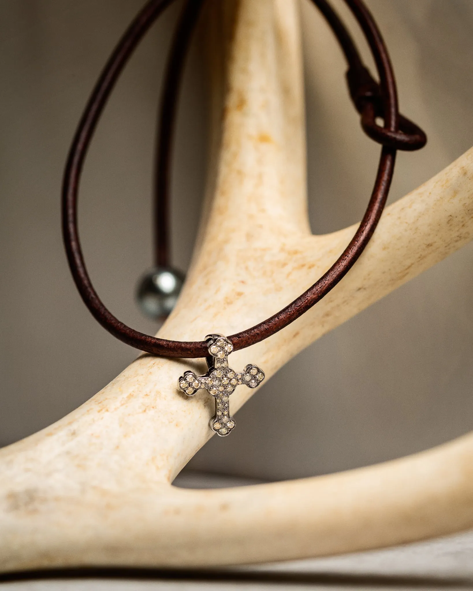 .82ct Diamond Cross Choker