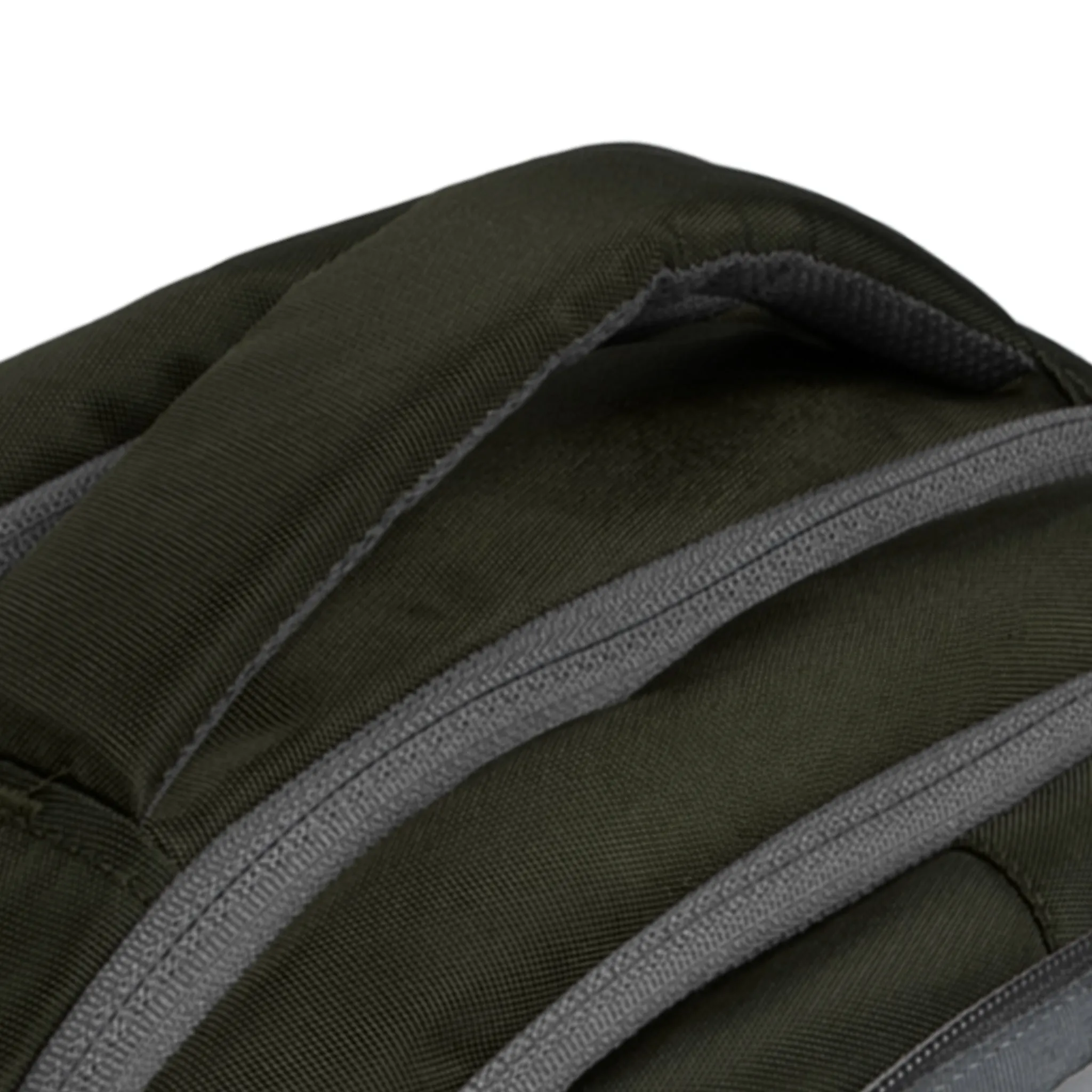 Airmate 29L Army Green Backpack with raincover