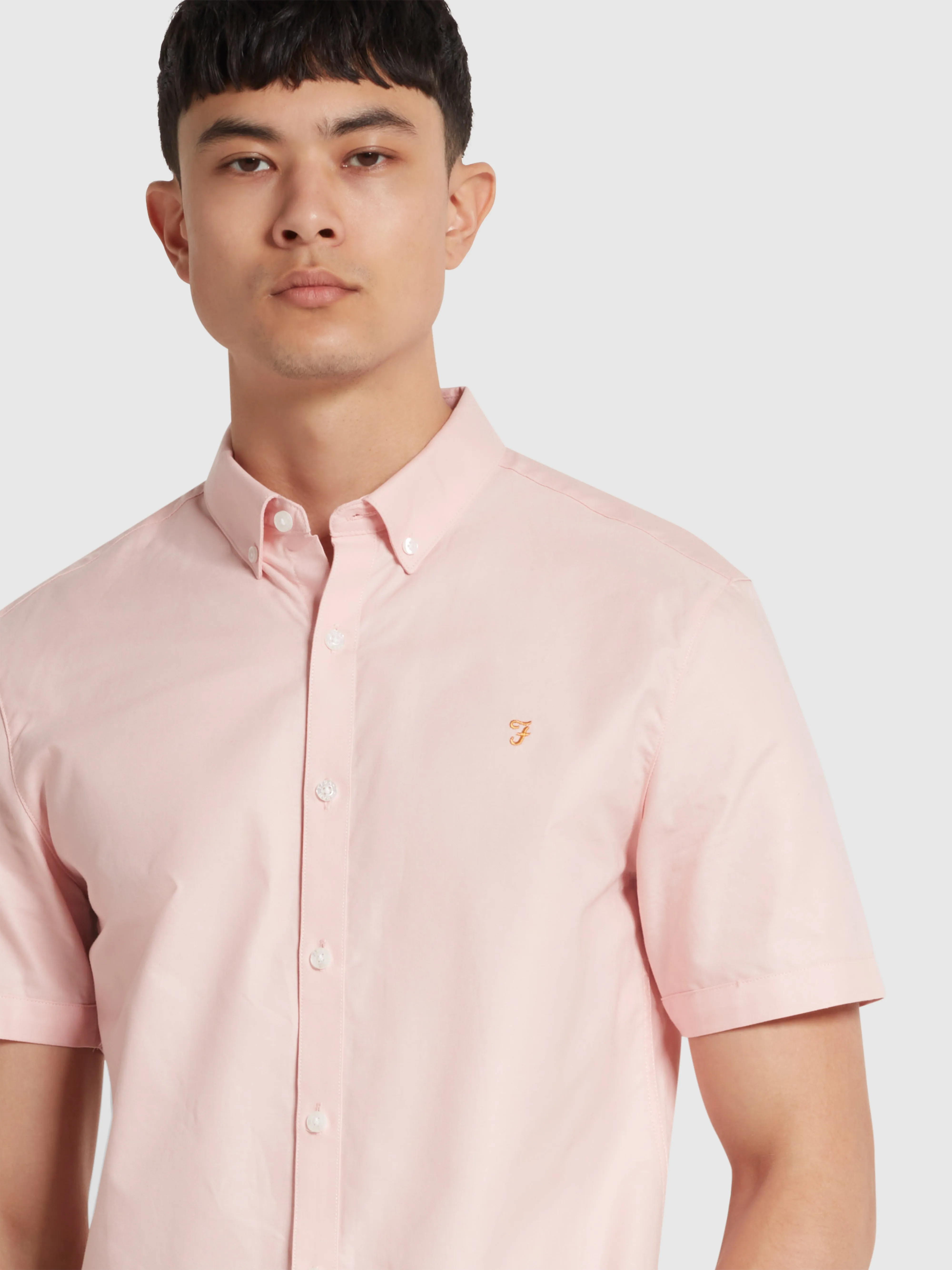 Brewer Short Sleeve Oxford Shirt In Powder Pink