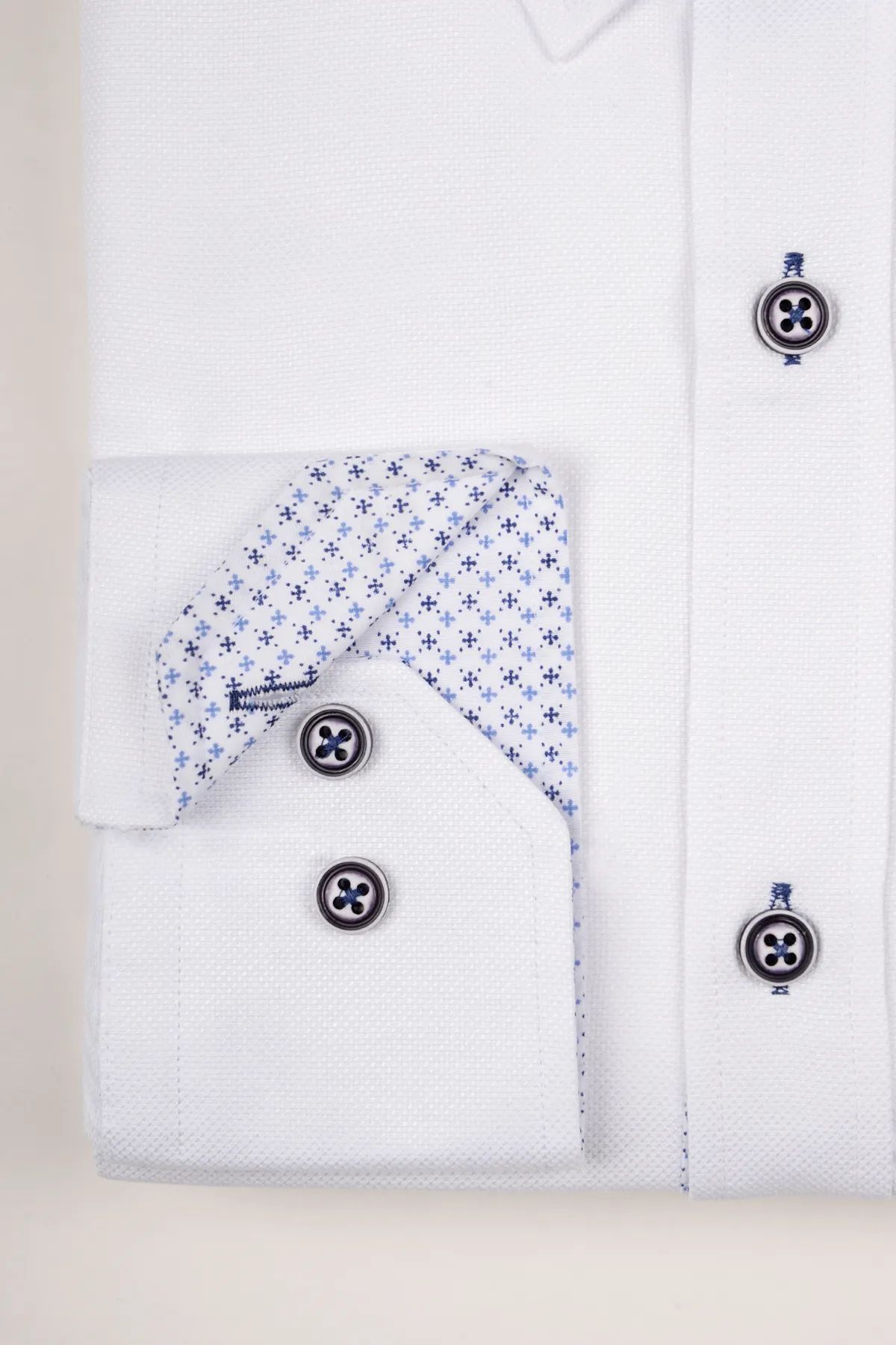 CHARLIE - White Oxford Shirt With Blue Buttons