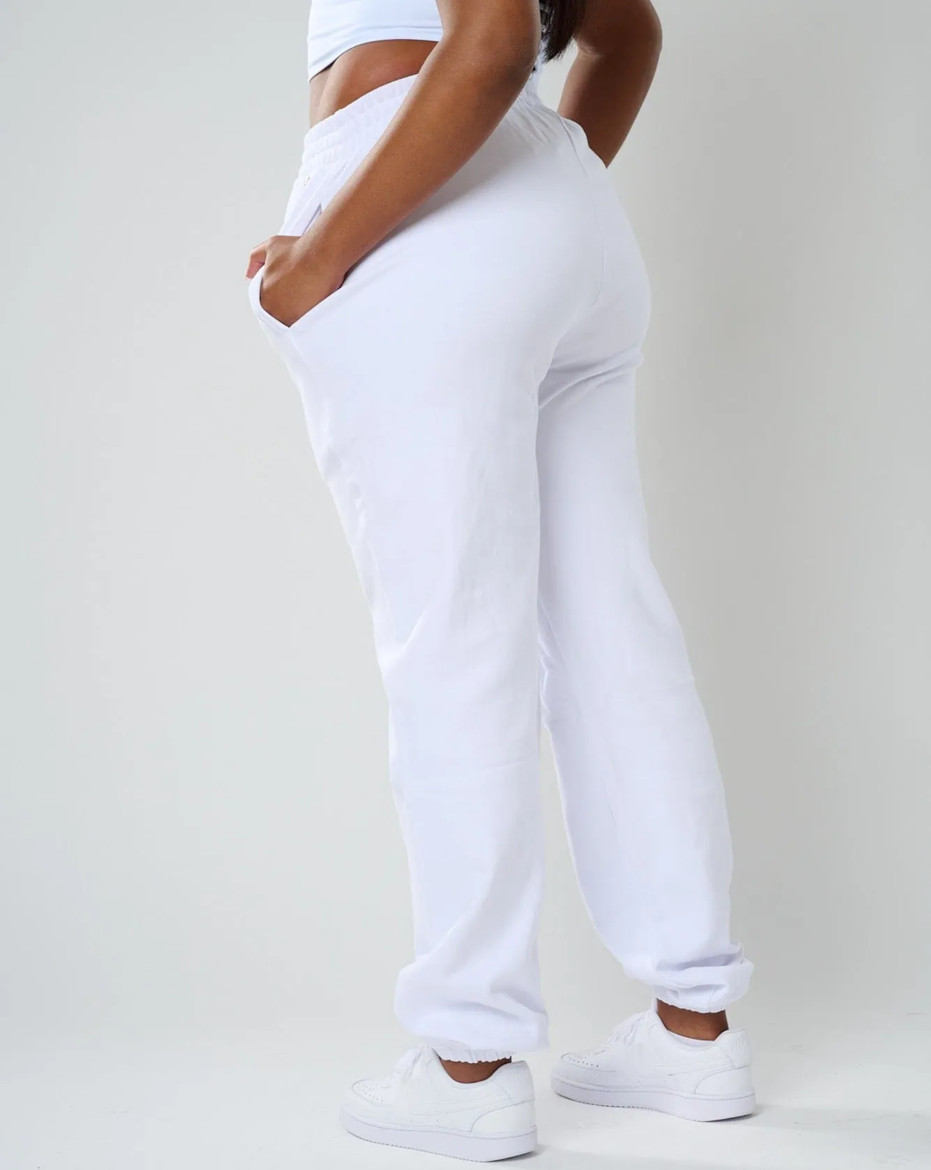 Fabiola Joggers - White