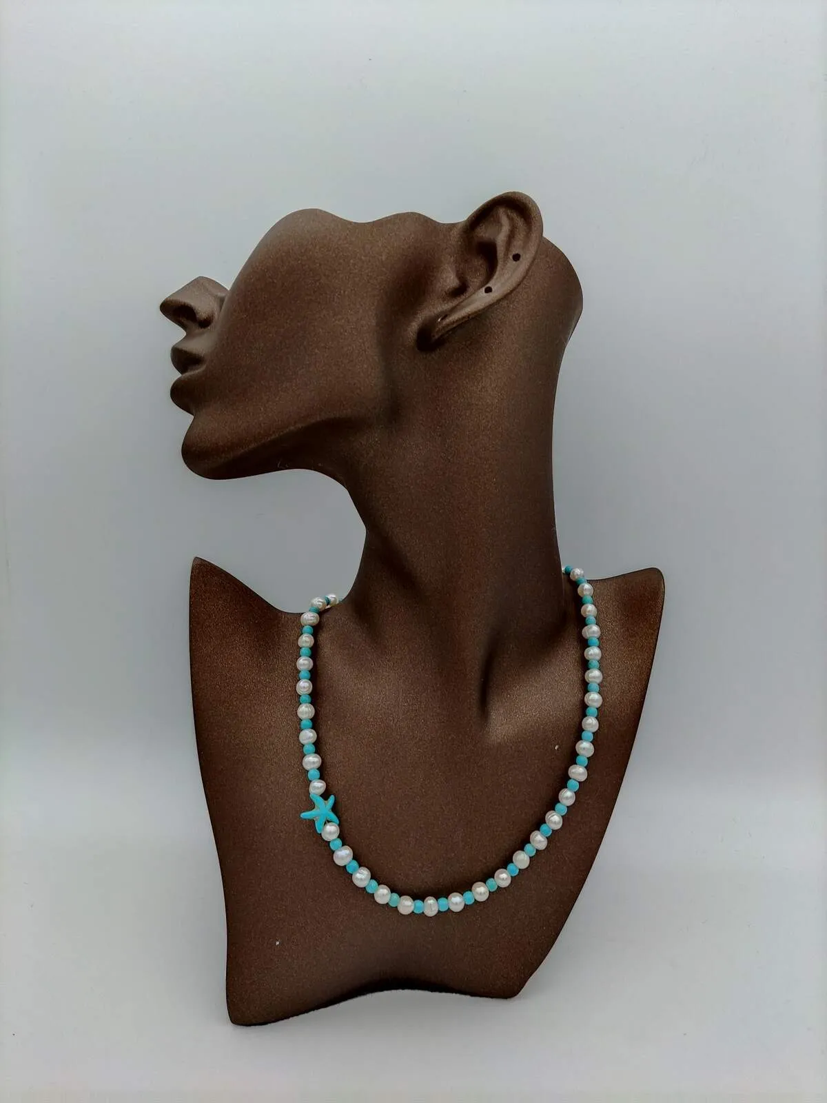 Healing necklace with pearls and turquoise stones