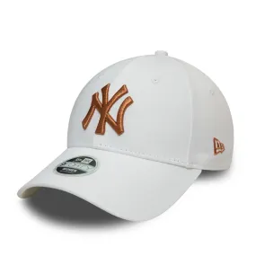 MLB New York Yankees Womens Metallic 9forty Logo Cap