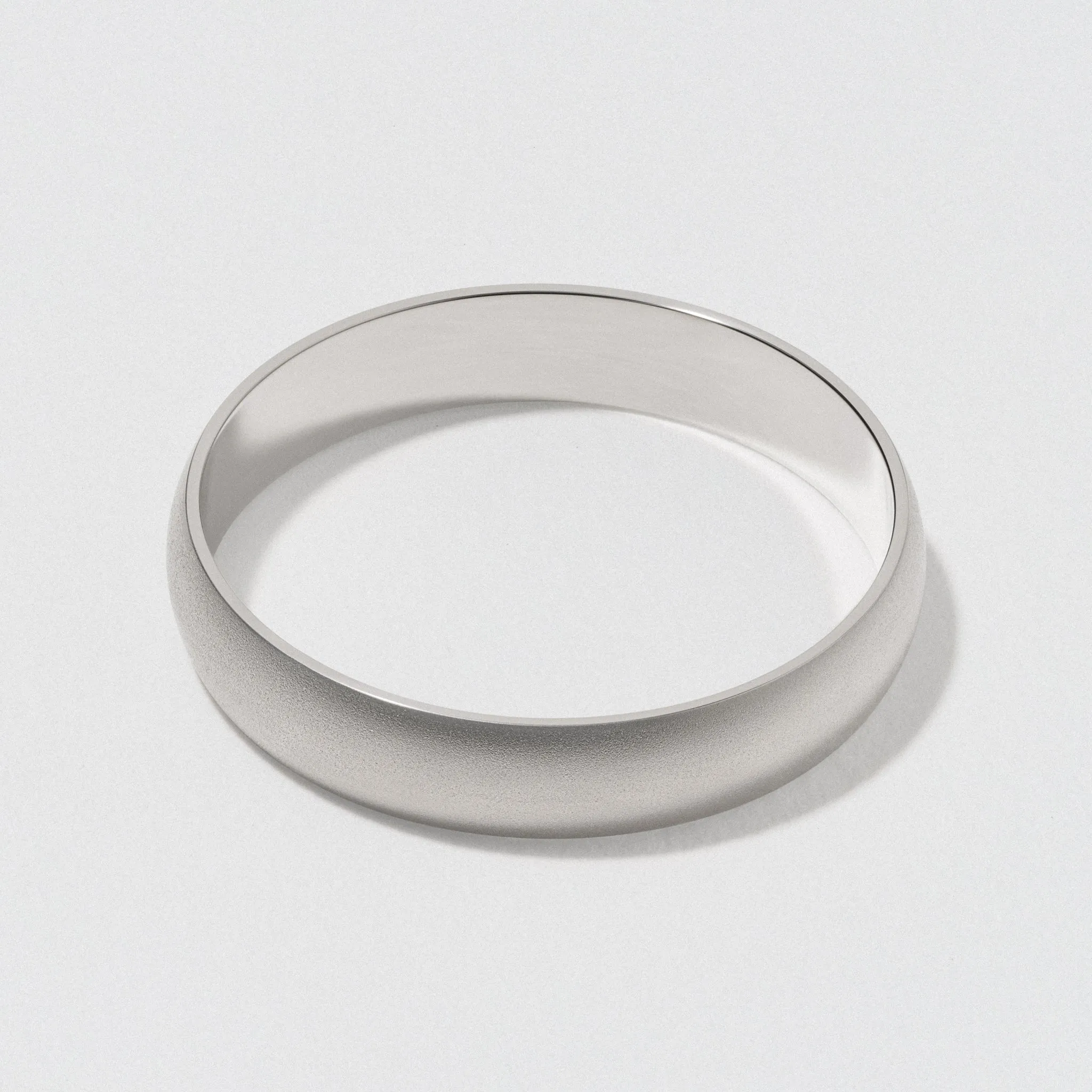 Platinum Classic Wedding Band - Matte 4mm