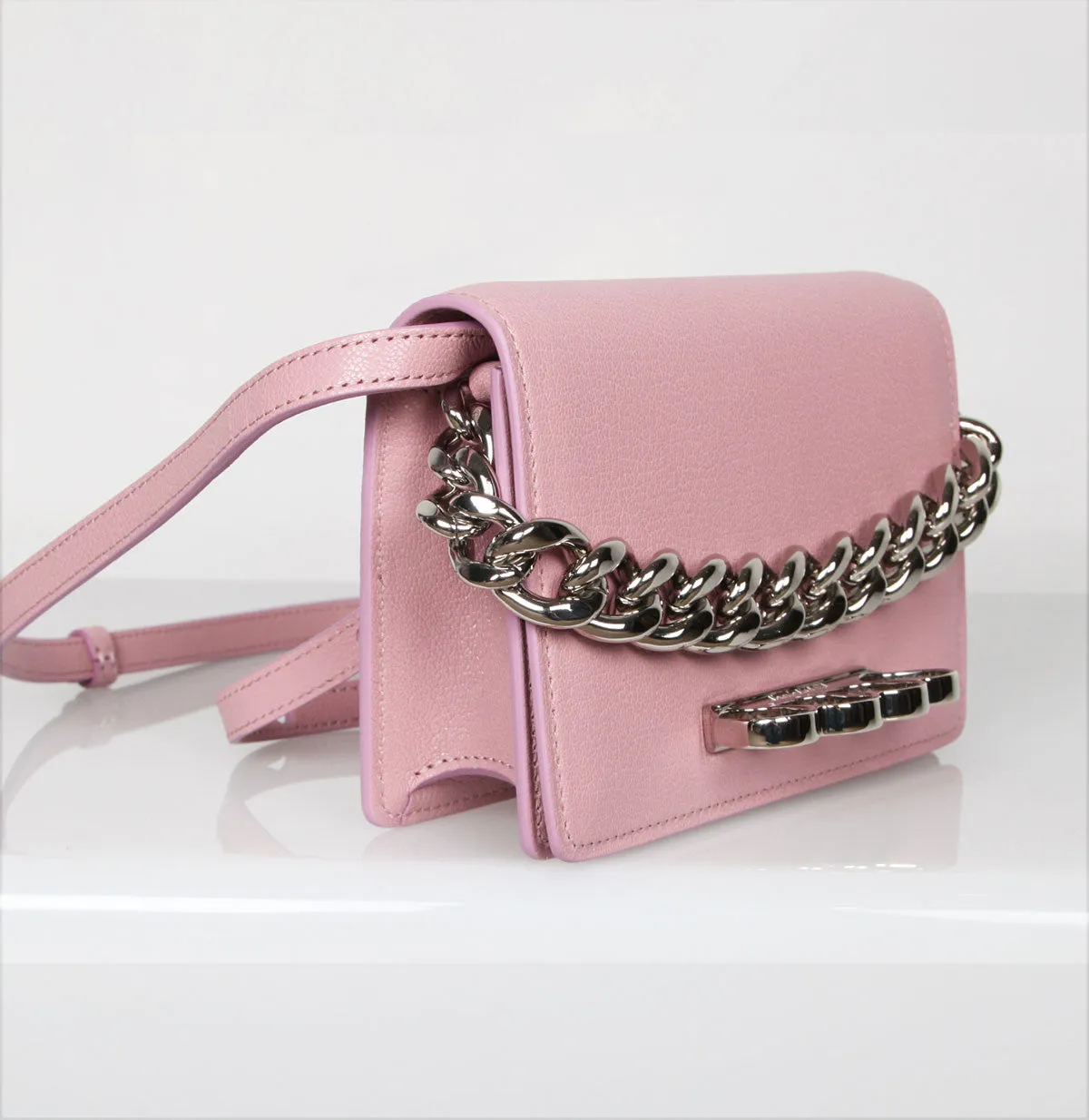 The Four Ring Mini with Chain Goat, Antic Pink (S)