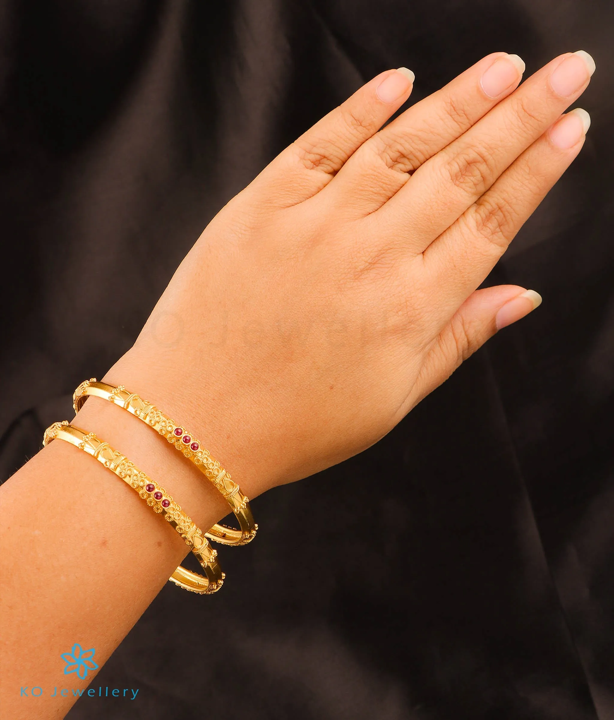 The Kavya Antique Silver Coorgi Bangle (Size/2.2/2.6/2.8)