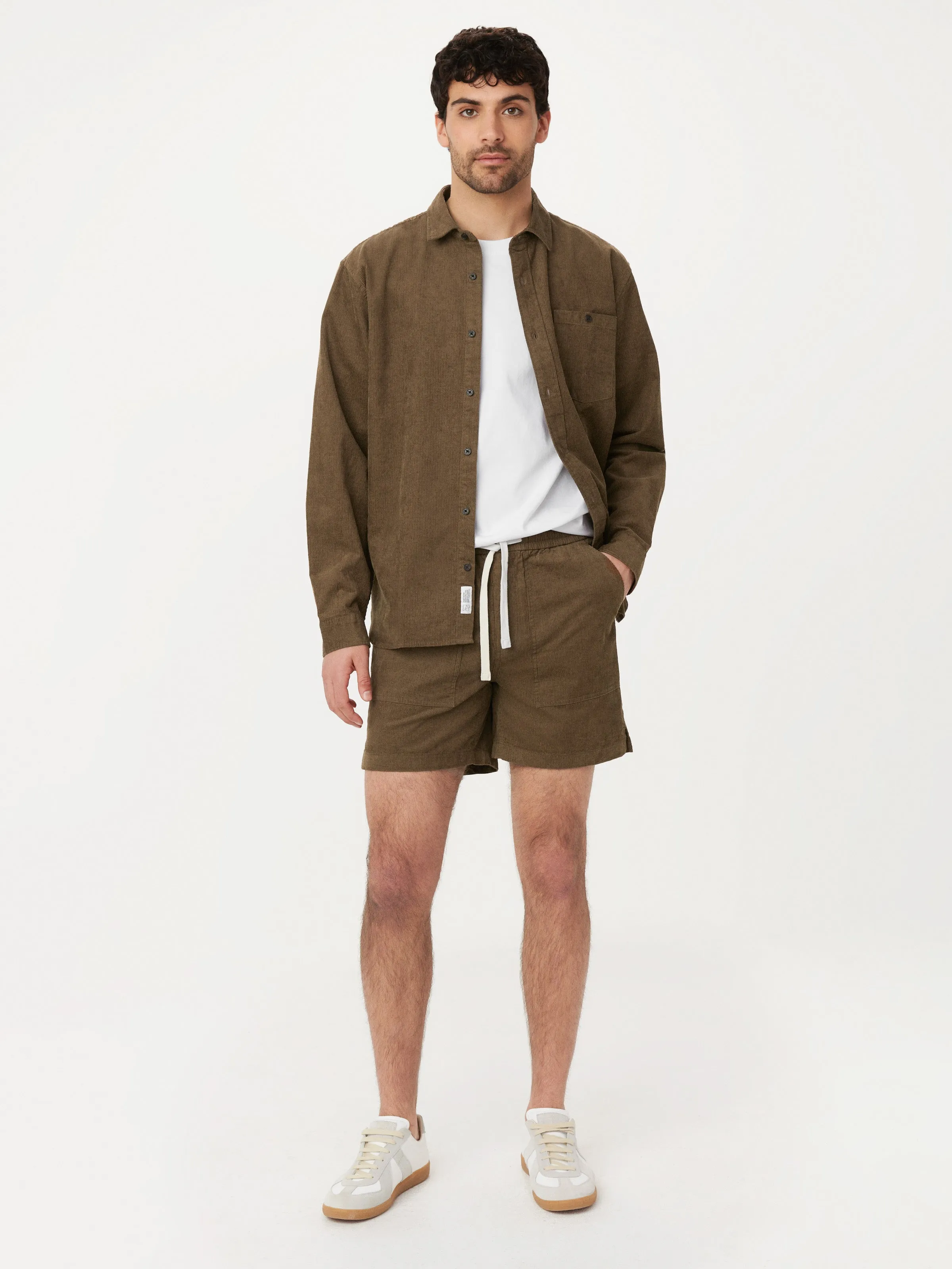 The Owen Light Corduroy Short in Tuscany Green