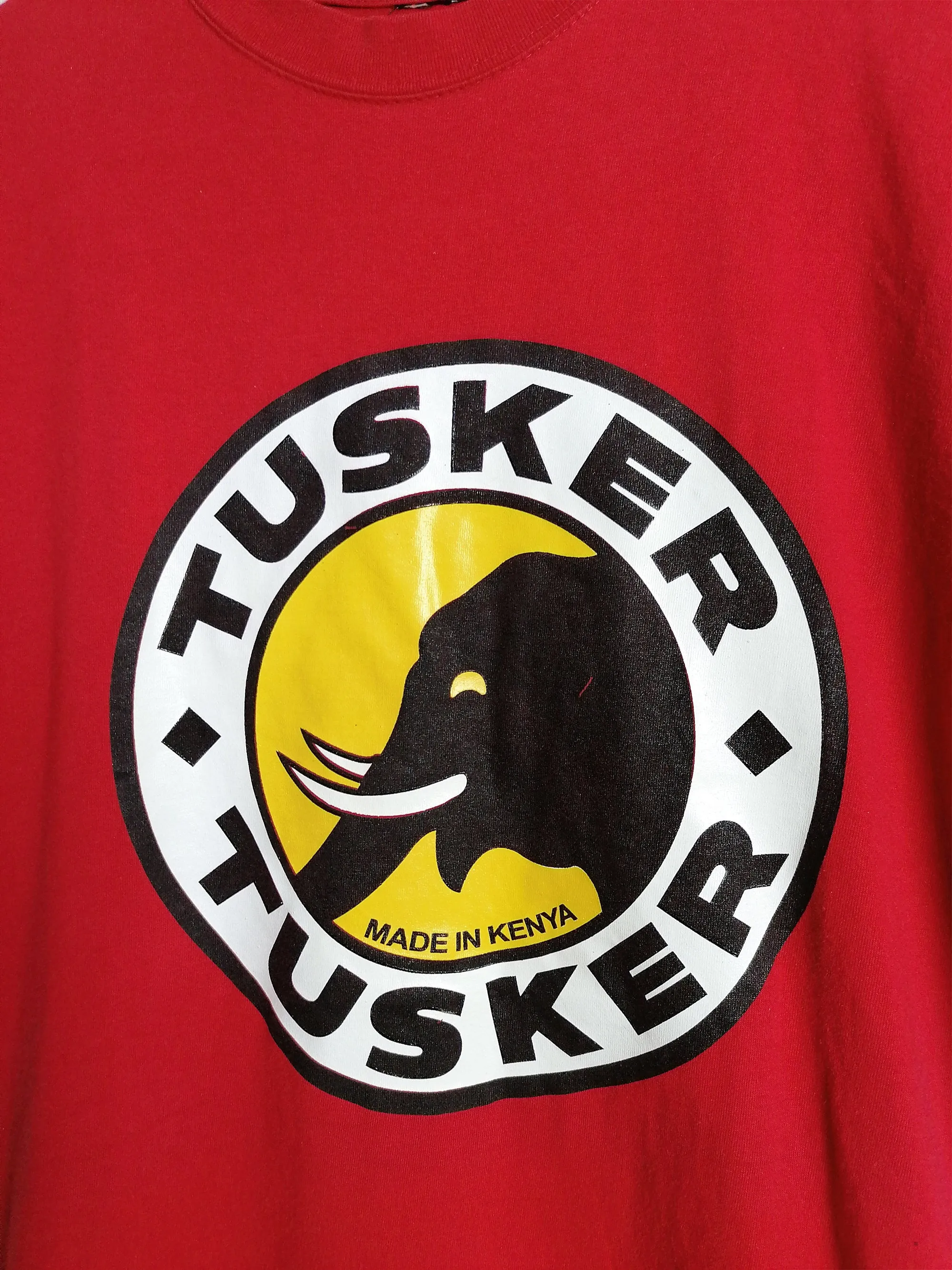 Vintage 90's TUSKER African Beer Unisex T-shirt Red